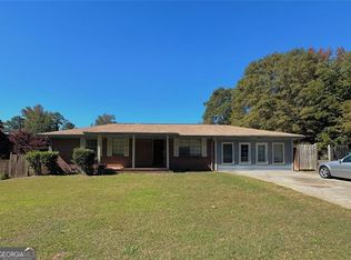 734 Dixon Rd, Jonesboro, GA 30238