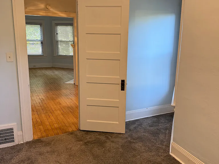 11203 Clifton Blvd — Photo 17