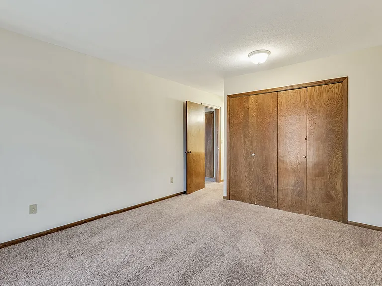 805 11th Ave S #4 — Photo 7