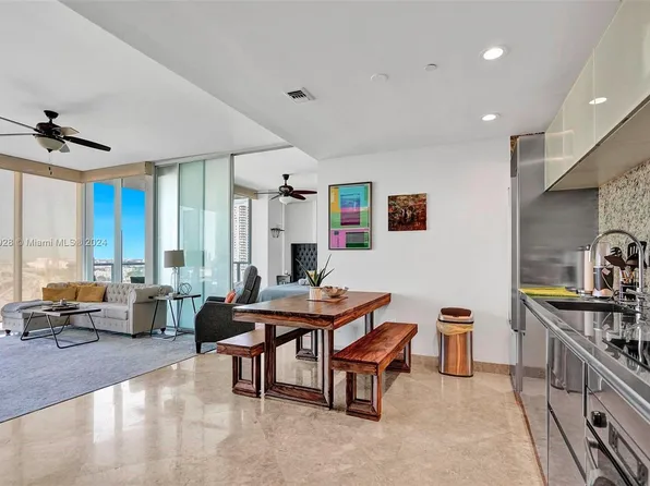 1040 Biscayne Blvd APT 1506, Miami, FL 33132