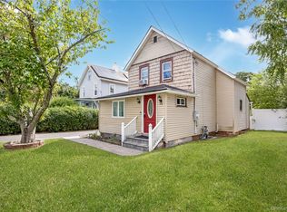 10 Brightside Ave, Central Islip, NY 11722
