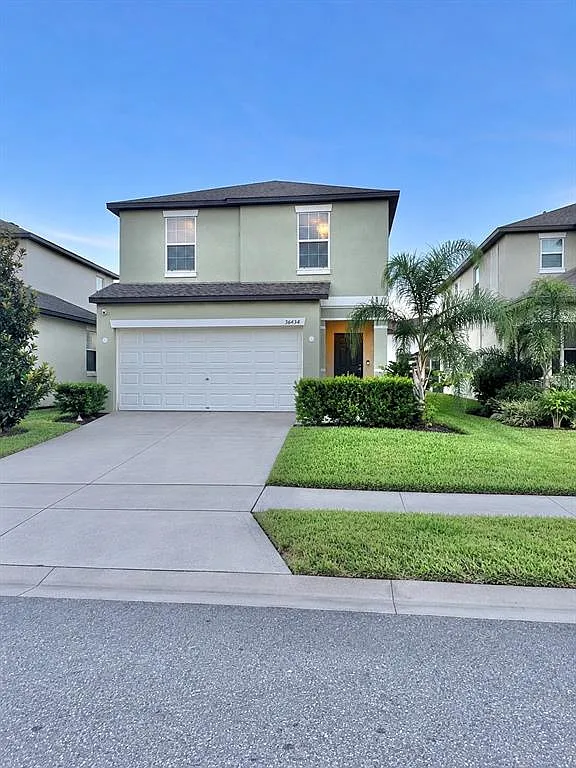 4 bed, 2.5 bath, 1764 sqft, $2,500 — Photo 1
