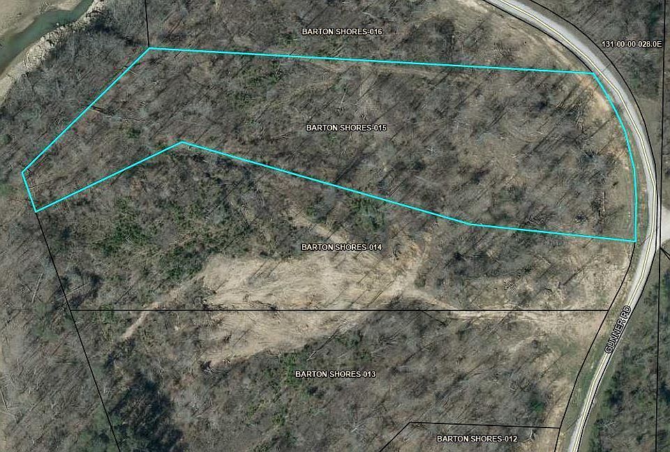 2nd image of 605 Gunner Rd