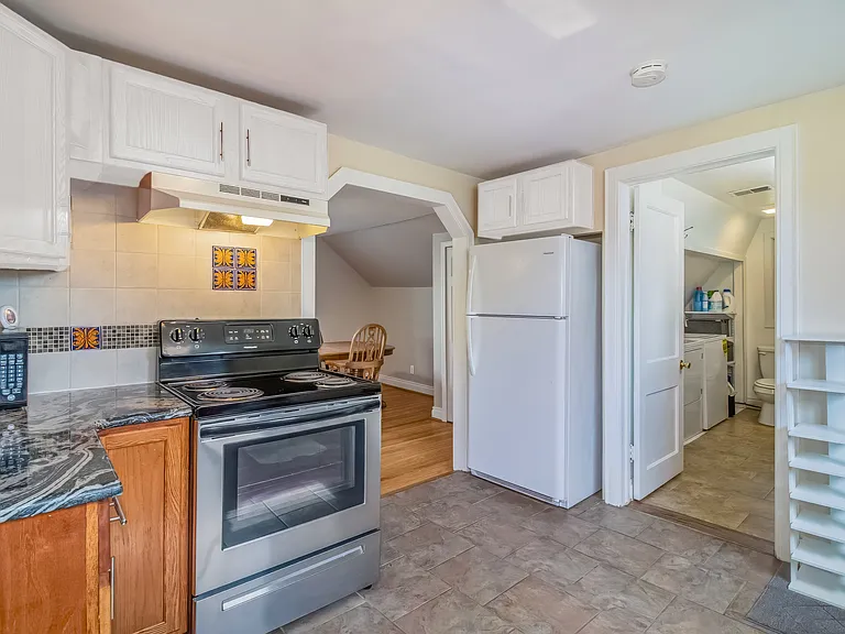 4080 Joyce Ave #A — Photo 7