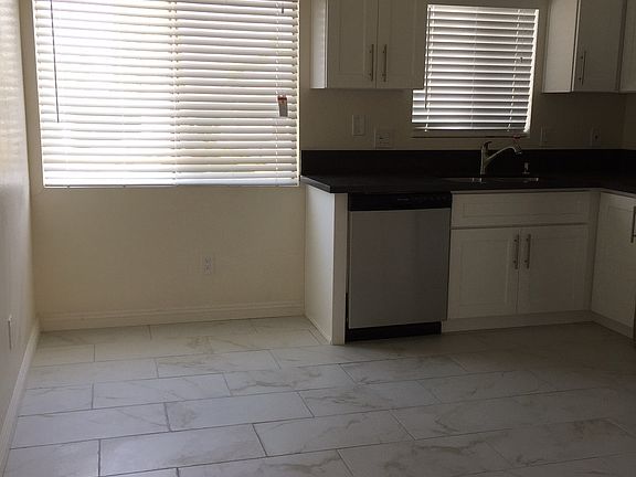 4th image of 12412 Broadway APT 4