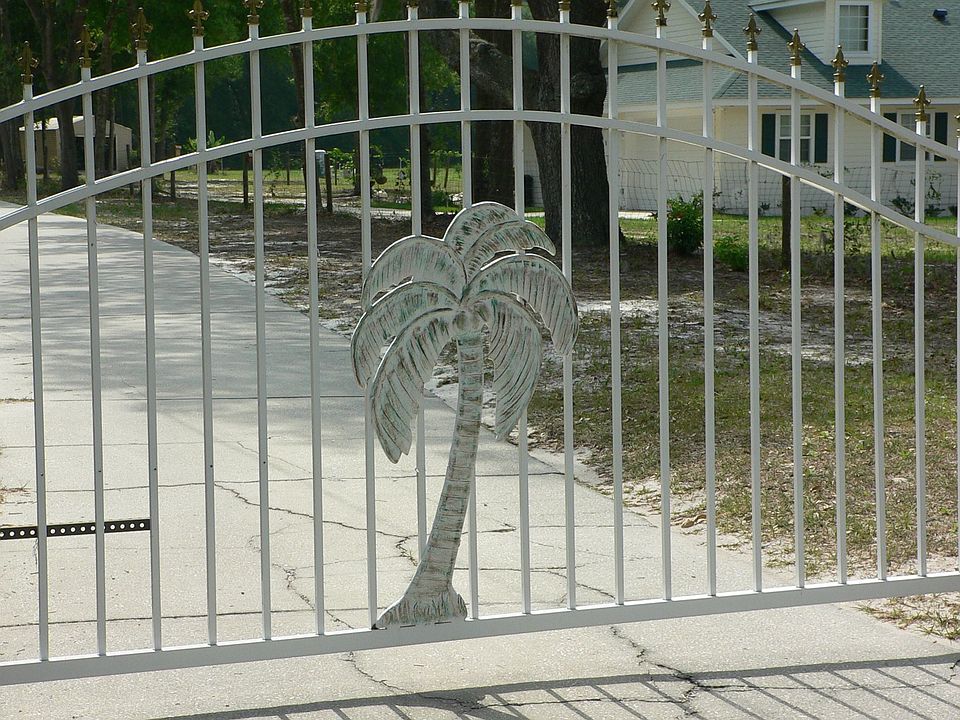 2nd image of 36134 Poinsettia Ave
