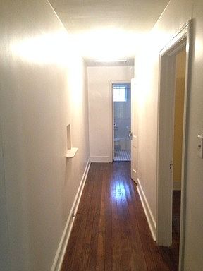 5th image of 658 N Evergreen St