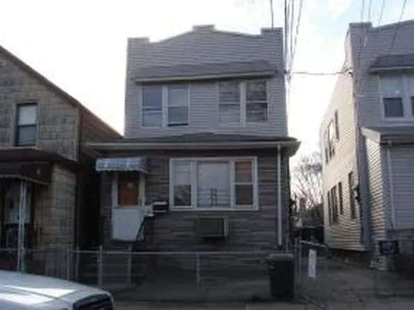 1372 E 94th St, Brooklyn, NY 11236