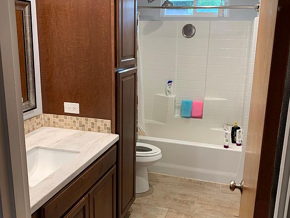 5th image of 1503 Gemini St SE