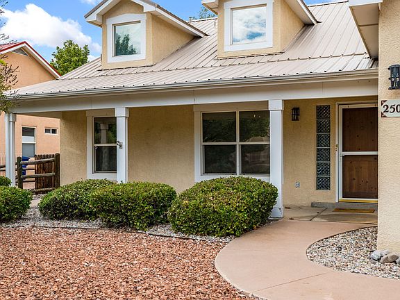 4th image of 2505 Rio Orilla Ln NW