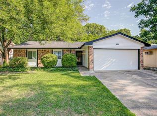 1517 Nueces Dr, Garland, TX 75040