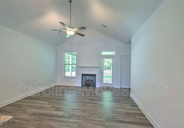 108 Landry Ln — Photo 12