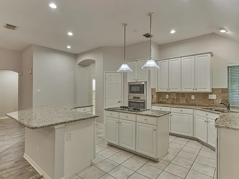 51 S Crossed Birch Pl — Photo 21
