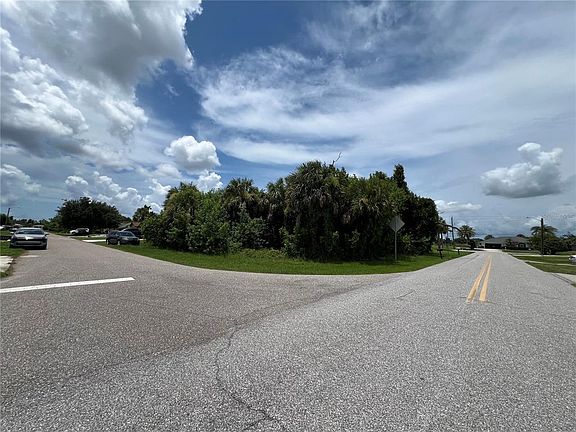 3rd image of 22517 ASHTON AVENUE LOT 26