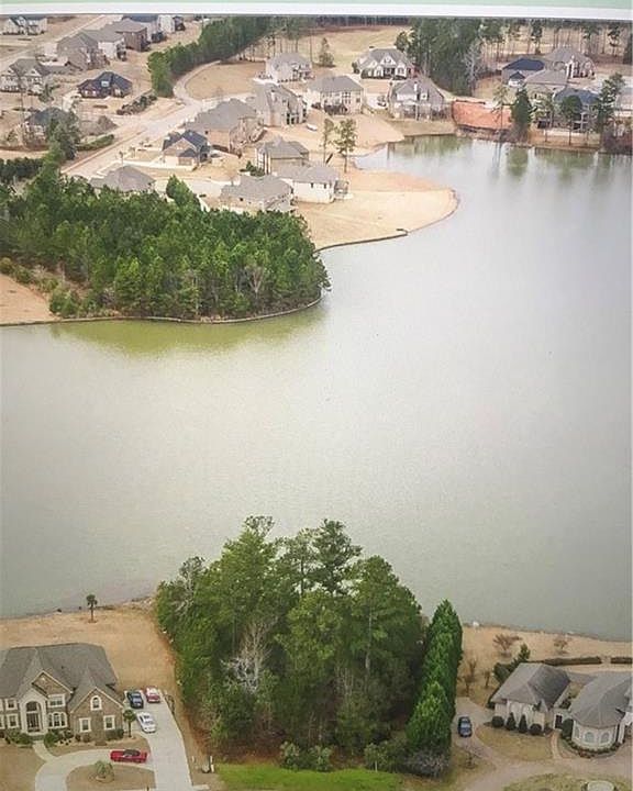 1st image of 945 Fire Thorn Dr