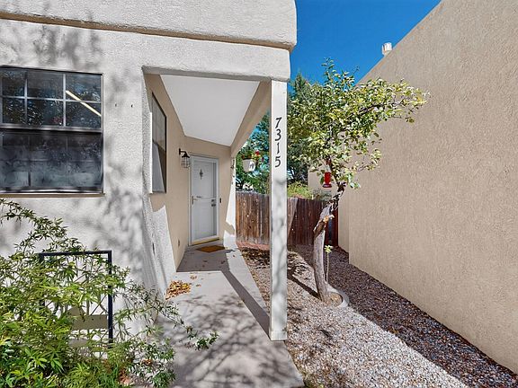 3rd image of 7315 Platero Pl NW