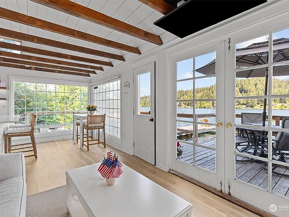 2nd image of 1207 Summit Lake Shore Road NW