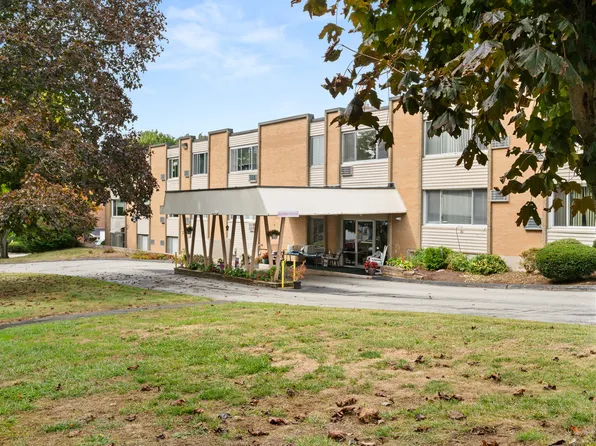 57 Westridge Road #B3, New London, CT 06320
