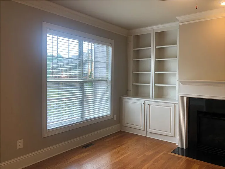 10240 Billings Pointe — Photo 5