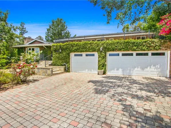 1421 Longmont Pl, Santa Ana, CA 92705