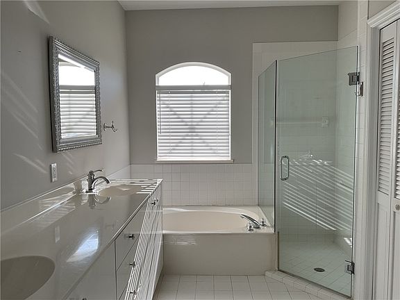 5th image of 4831 S Newport Island Dr #10