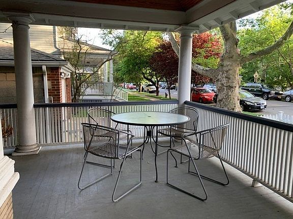 3rd image of 283 E 17th St #1