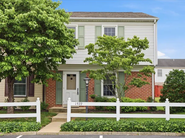 1922 Carlton Dr, Lebanon, PA 17042