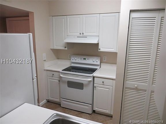 3rd image of 1350 SE 3rd Ave APT 111