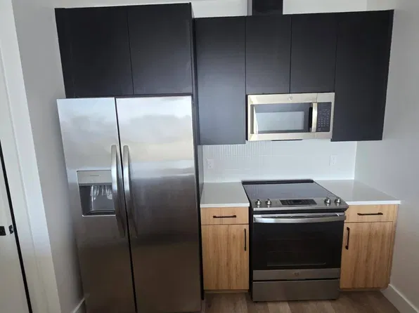 38 Madison St #508, Newark, NJ 07105