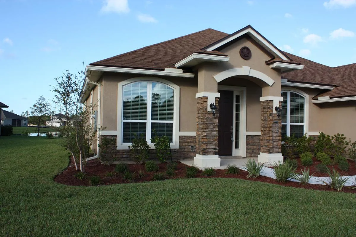 214 Flora Lake Circle — Photo 3