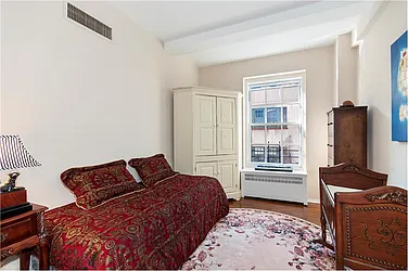 Sold by Ann Weintraub, Ltd.