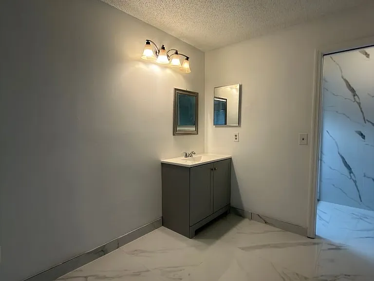 9142 Sabal Palm Cir — Photo 9