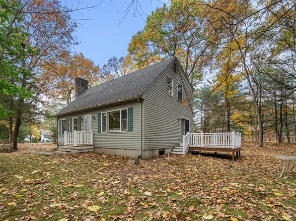 434 Locust St, Attleboro, MA 02703