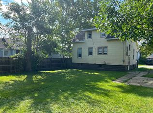 1223 Pearl St, Port Huron, MI