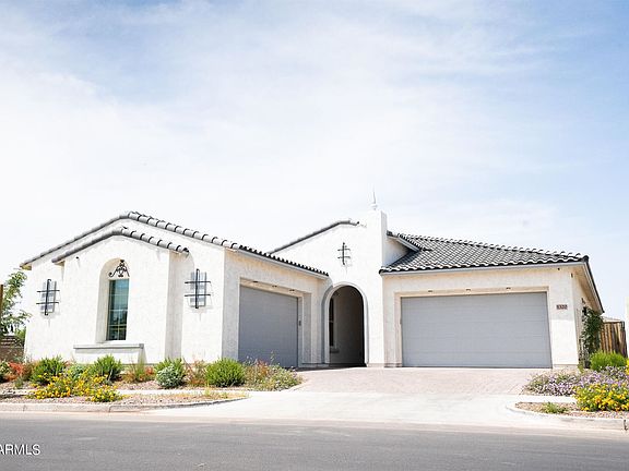 2nd image of 5320 S 106th Pl