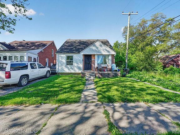 3rd image of 10709 Meuse St
