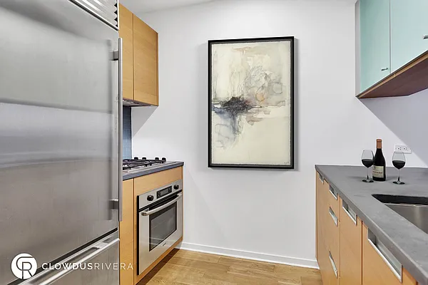 Rented by Cooper & Cooper Real Estate | media 8