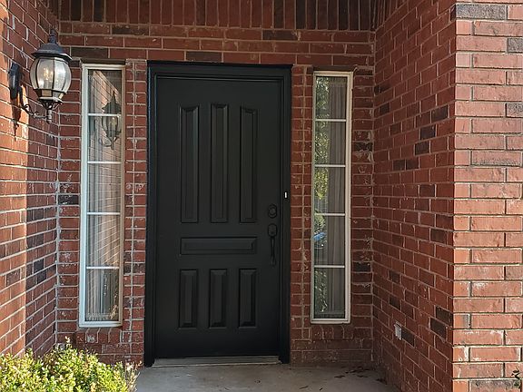 3rd image of 513 S Tamarack Ave