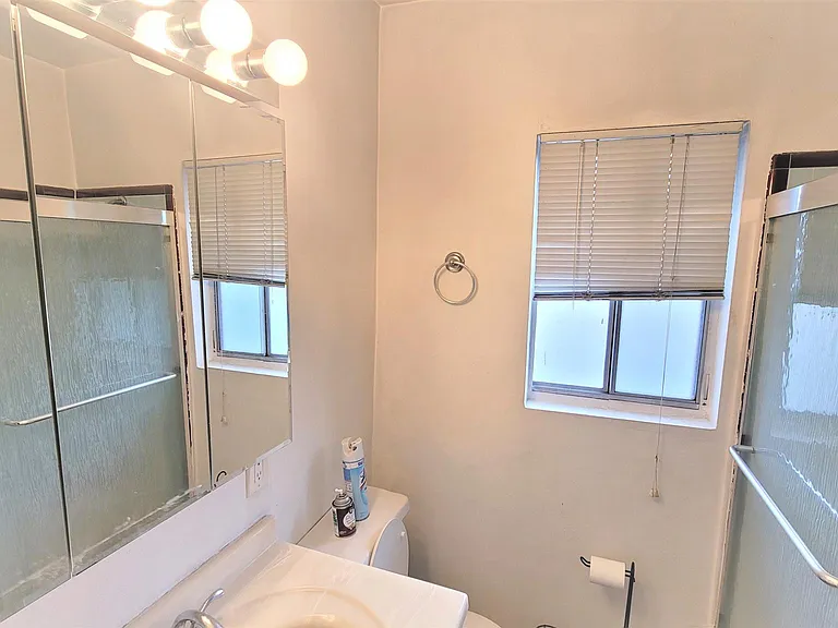 1224 Corson St #4 — Photo 5