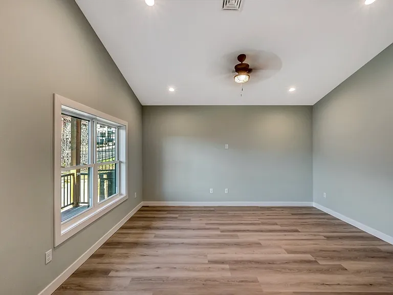 708 Harrison Ave #1 — Photo 18
