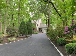 4 Pinecrest Dr, Medford, NJ 08055