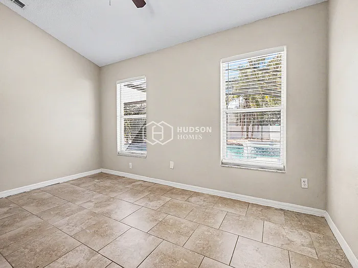 1555 Indian Oaks Trl — Photo 12