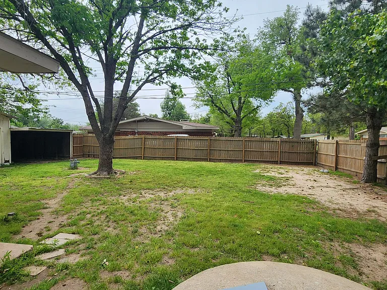 6408 NW 23rd St — Photo 30