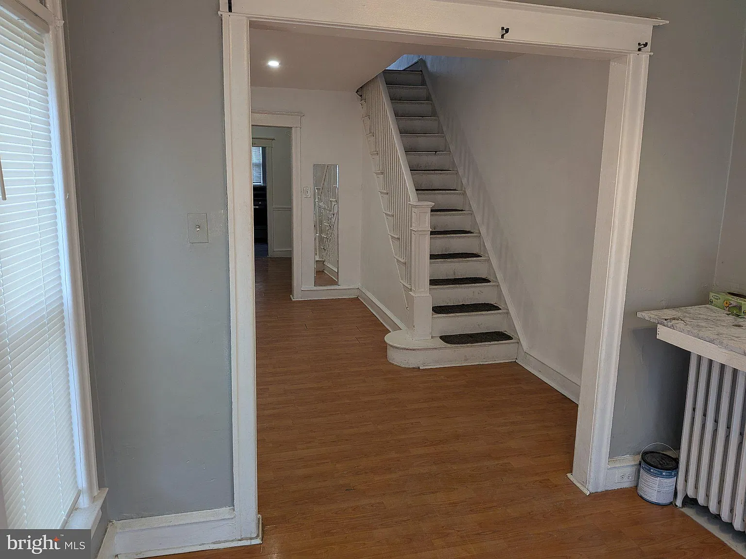 3 bed, 1.0 bath, 1200 sqft, $1,800 — Photo 4
