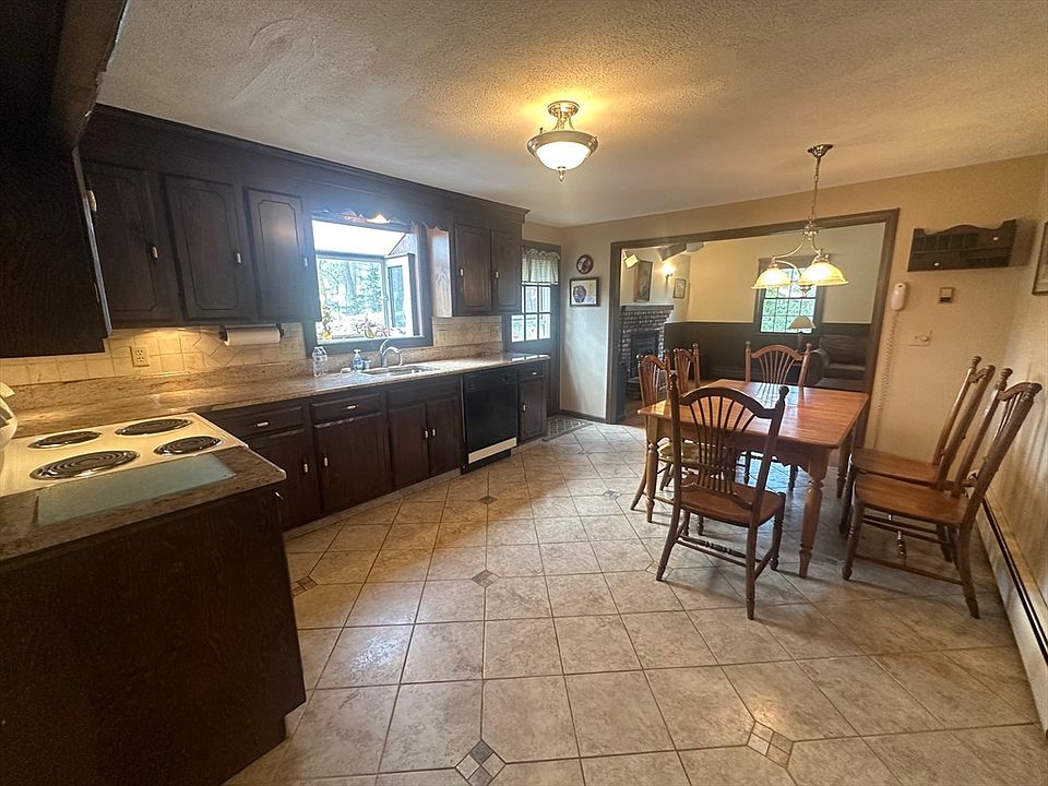 42 Longbow Rd, Danvers, MA 01923 Zillow