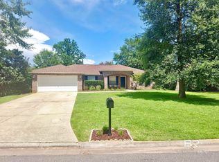 1805 S Bay St, Foley, AL 36535