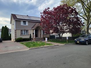 2 Orchard Ct FLOOR 1, Lodi, NJ 07644