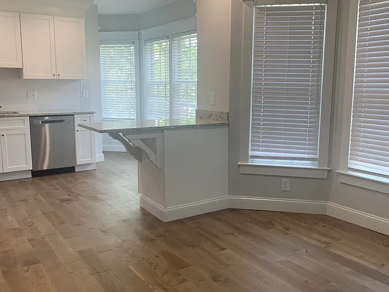 138 Deer Hill Ave #3 — Photo 8