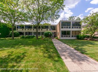 1043 Kimberly Dr APT 12, Lansing, MI 48912