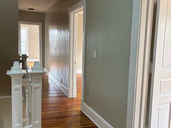 5th image of 328 S Market St #330